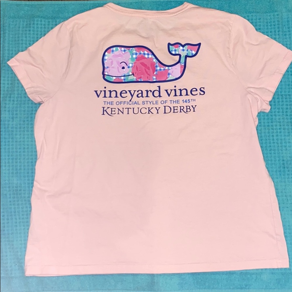 Vineyard Vines T-shirt